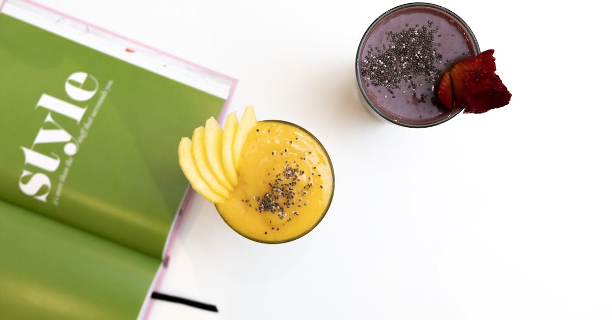 How to Make a Natural Cucumber, Green Apple, and Chia Smoothie to Support Glucose Stability