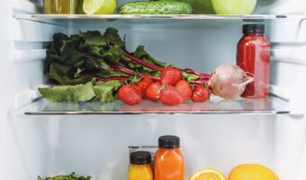 Start Your Day Fresh: Discovering the Real Benefits of Celery, Cucumber, and Green Leaf Juice