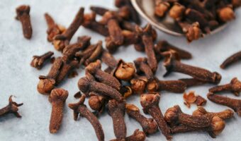 Why Clove Buds Are a Trusted Daily Ritual for Older Adults Seeking Comfort and Wellbeing