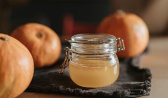 Intestinal Yeast: 5 Foods That May Help Manage Candida Overgrowth
