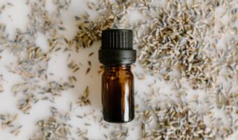 6 Natural Oils That May Support Prostate Health: An Updated Guide