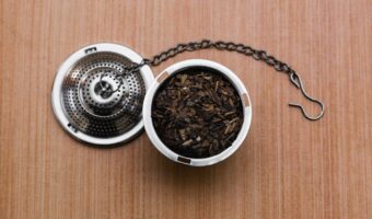 Natural Morning Elixir for Seniors: A Gentle Infusion for Energy, Digestion, and Circulation Support