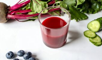 Beet, Carrot, and Garlic Smoothie: The Purple Ritual that May Support Uterine Health