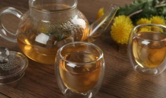 Natural Herbal Tea for Swollen Legs: Gentle Relief for Everyday Heaviness