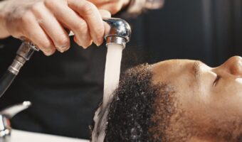 Rice Water and Onion: The Simple Tonic That Could Improve Your Hair (Without Miracle Promises)